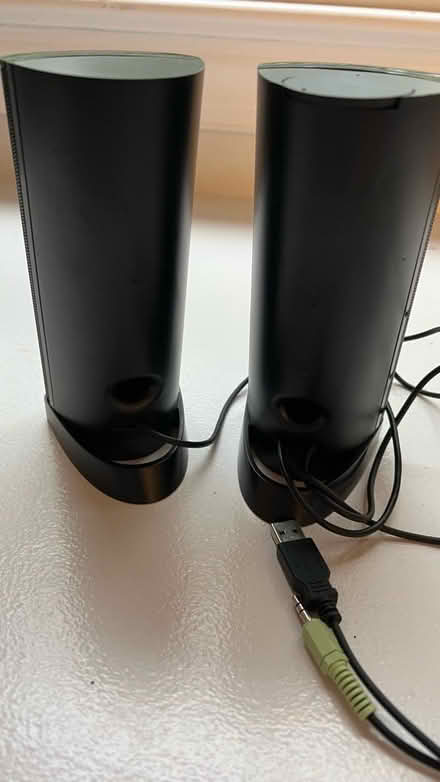 Photo of free Dell speakers (Clarendon metro,Arlington, VA) #2