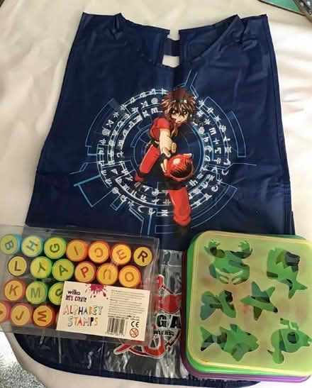 Photo of free painting bib, alphabet stamps and stencils (Eastbourne BN21) #1