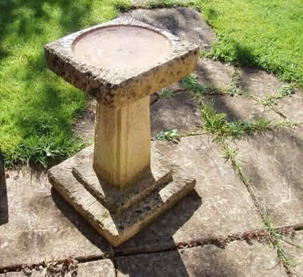 Photo of free Pretty decorative concrete bird bath (Holmer Green HP15) #1