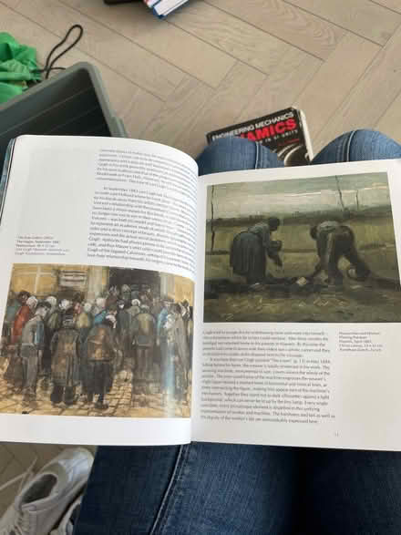 Photo of free Van Gogh art book (NW8) #2
