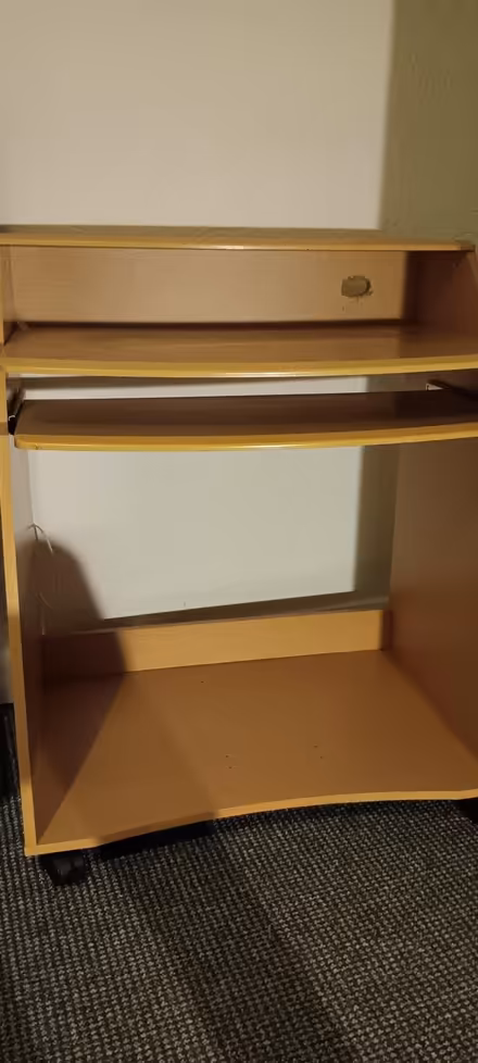 Photo of free Computer desk (Hala LA1) #4