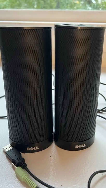 Photo of free Dell speakers (Clarendon metro,Arlington, VA) #1