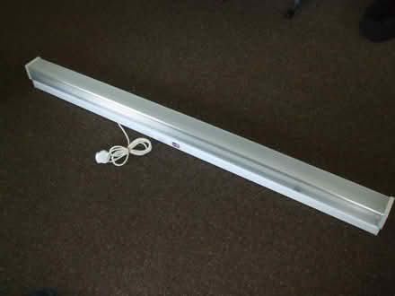 Photo of free 5ft florescent single tube batten (Orton CA10) #1