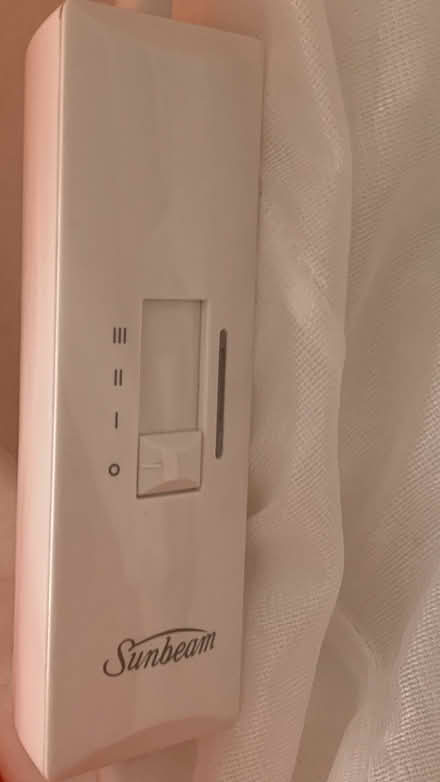 Photo of free Sunbeam electric blanket queen (Potts Point) #2