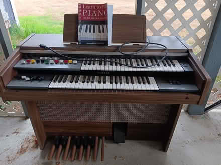 Photo of free Yamaha Organ (Off Rich Rd near East Oly PO) #2