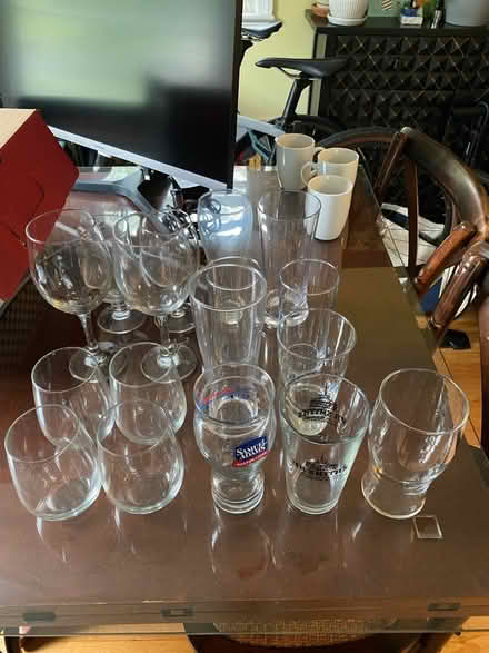 Photo of free Wine/Beer/Drinking Glasses and Mugs (Arlington, VA (22207)) #1