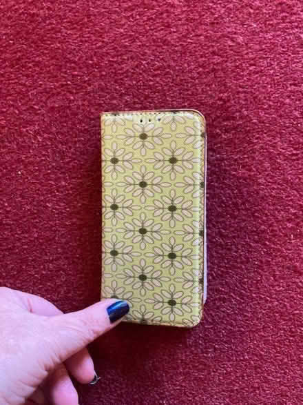 Photo of free New cover for iPhone SE (Boswall EH5) #1