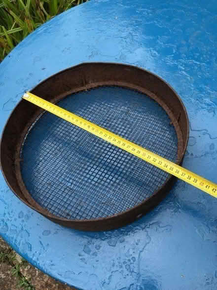 Photo of free Garden sieve for improving soil (RH10 Northgate) #1