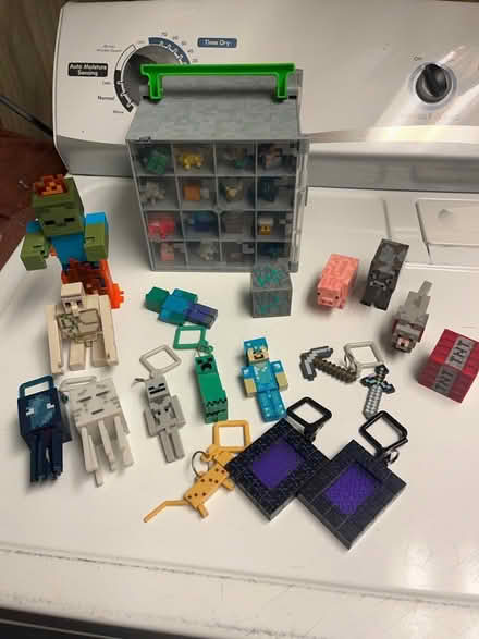 Photo of free Minecraft Figures (Close to WPHS, 10605) #1