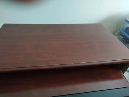Photo of free computer desk (Fontenaix subdiv., Naperville) #3