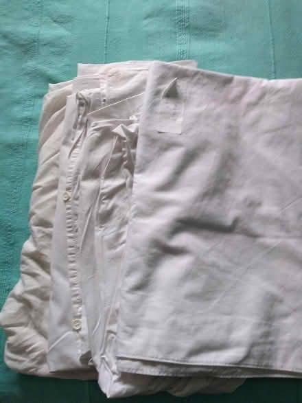 Photo of free Double bed sheets and duvet cover (Benson OX10) #1