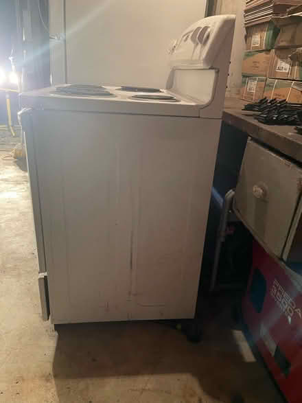 Photo of free Electric Stove (Ypsilanti Township) #3