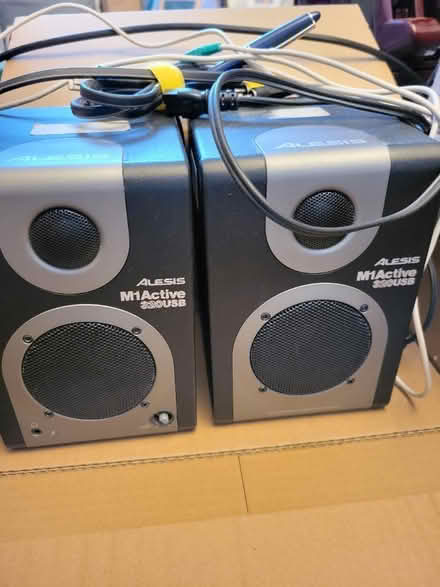 Photo of free Speakers (Montgomery Village (Montgomery Village (Stedwick)) #1