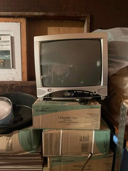 Photo of free Color tv (Ypsilanti Township) #1