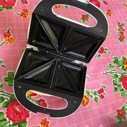Photo of free Toasted Sandwich maker (BN1) #2