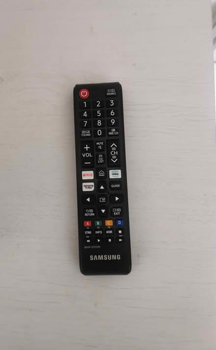 Photo of free TV Samsung and TV stand (North Hanwell) #3