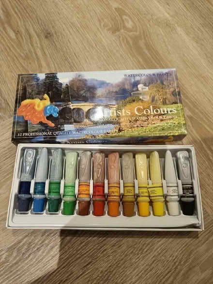 Photo of free Watercolour paint set (Hove BN3) #1