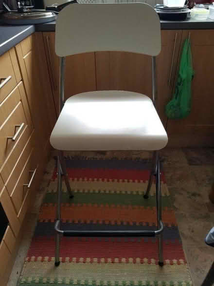 Photo of free ikea bar stall (St.Albans AL1) #1