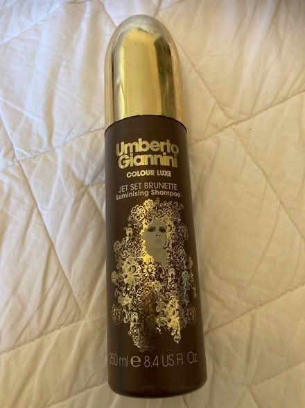 Photo of free Full bottle of shampoo (Stogursey) #1
