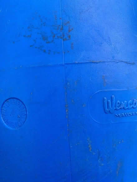 Photo of free Blue barrel, no top (End of Beaver St) #4