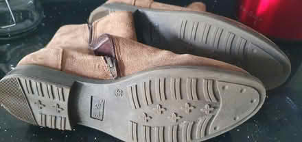 Photo of free Ankle boots size 6/5.5 UK (Edinburgh EH4) #3