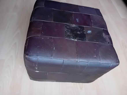 Photo of free leather cube footrest (Hatfield Peverel CM3) #4