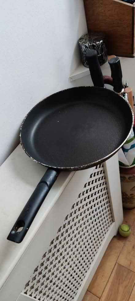 Photo of free Tefal large frying pan (Staple Hill BS16) #1
