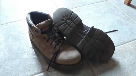 Photo of free Women's steel Toe work boots size 7 (Kanata (Katimavik)) #1