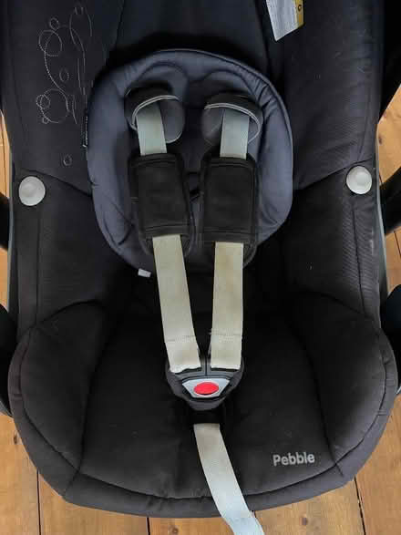 Photo of free Baby car seat (Barton upon Irwell M30) #3
