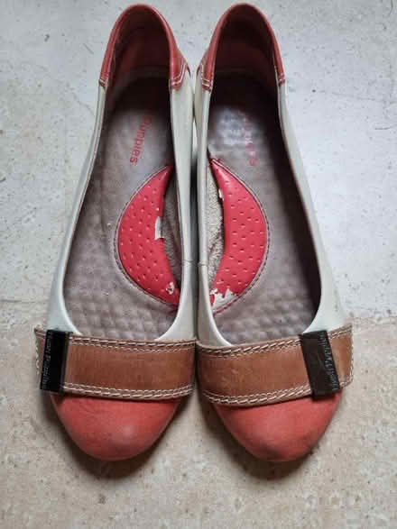 Photo of free Size 5 hush puppies (Woodley RG5) #2