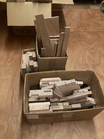 Photo of free 4 boxes of wood offcuts (Hackney Wick) #4