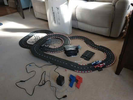 Photo of free Hot Wheels electric racing set (OX11 Didcot) #1