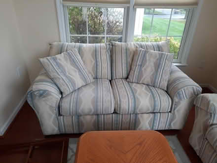 Photo of free 2 love seats/ chair with ottoman (Easton/Palmer Township) #4