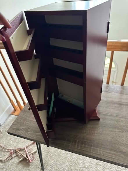 Photo of free Makeup Storage Cabinet w/mirrors (Upper Marlboro) #2