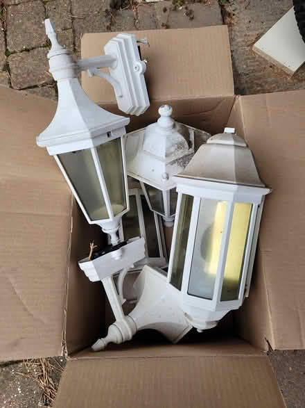 Photo of free Outdoor Wall Lights (Heatherside GU15) #1