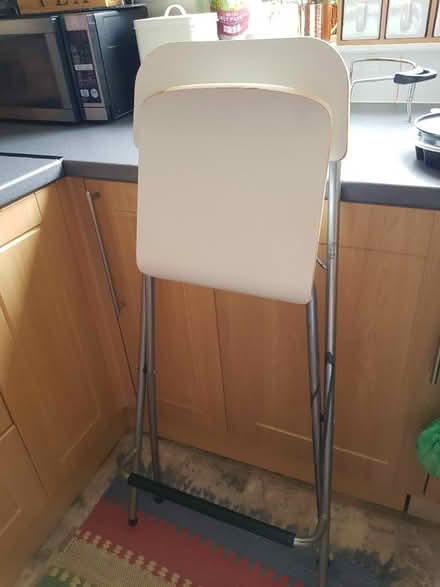 Photo of free ikea bar stall (St.Albans AL1) #3