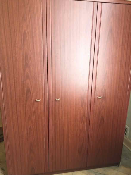 Photo of free Wardrobe - must collect by Wed 27 Sept (Seedhill PA2) #1