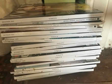 Photo of free vogue magazines (Oxlinch GL10) #1
