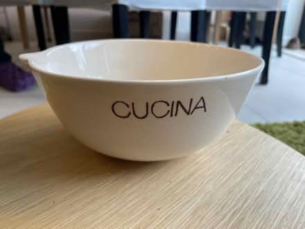Photo of free Mixing Bowl (Norbiton KT2) #1