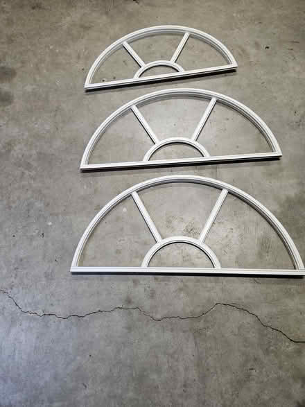 Photo of free Arch window molding (Mercer Island, the Lakes) #1