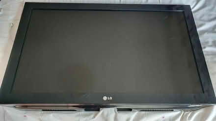 Photo of free LG 36 inch. TV not smart TV (Dublin 8) #4