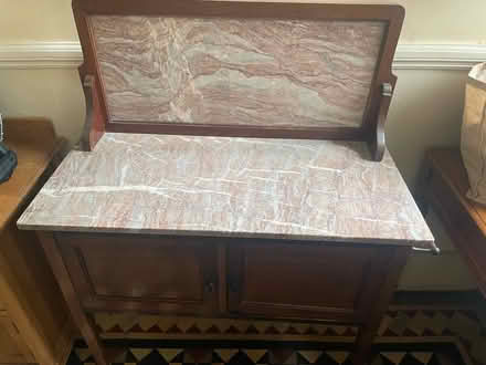 Photo of free Wash stand (Stoke Newington N16) #2