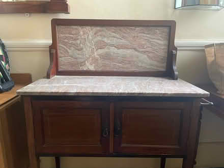 Photo of free Wash stand (Stoke Newington N16) #1