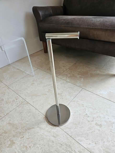 Photo of free Floorstanding toilet roll holder (Marchmont EH9) #1