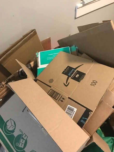 Photo of free moving boxes (Latimer and N. Harvard) #1