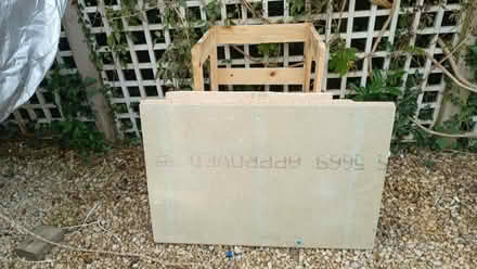 Photo of free T+G Chipboard flooring leftovers (Emery Down SO43) #1