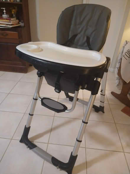 Photo of free High chair good condition (Coconut Creek - Lyons & Sample) #1