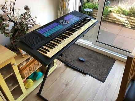Photo of free Music keyboard (DY8) #1