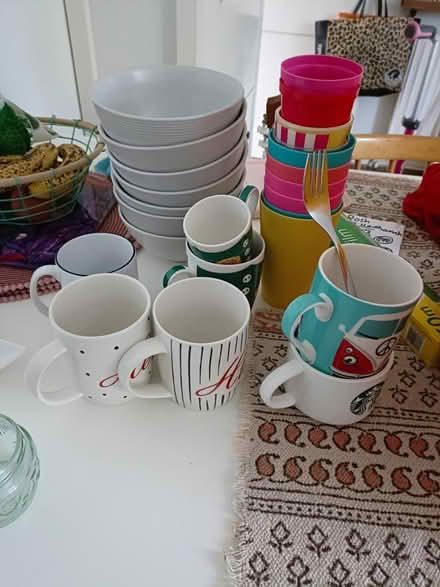 Photo of free Crockery and cups (Barming, Maidstone) #2