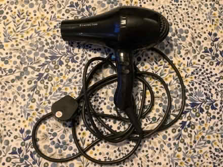 Photo of free Remington hairdryer (Herne Hill SE24) #1